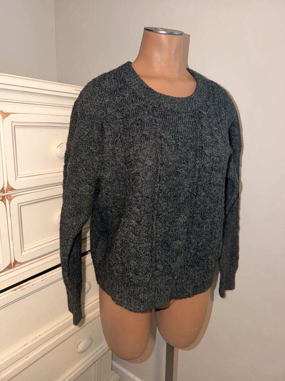 Sweater Gray Old Navy Size Womens Medium